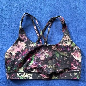 Lululemon energy bra size 10 beautiful floral pattern on black background
